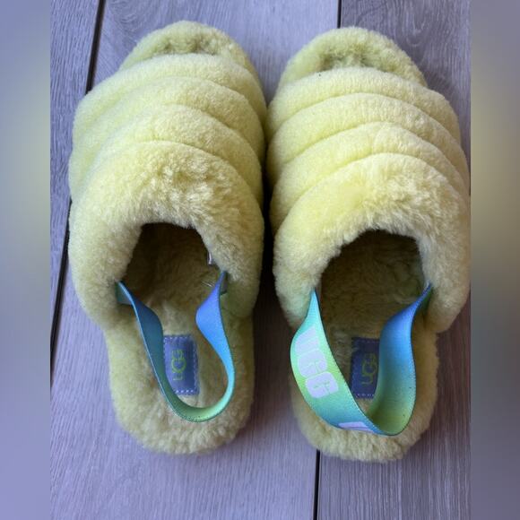Ugg Fluff Yeah Slippers in yellow size 6 - Picture 3 of 6
